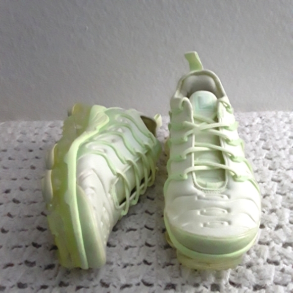 womens vapormax plus barely volt